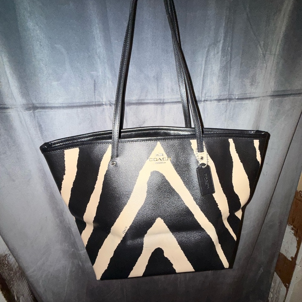 Coach Tote
